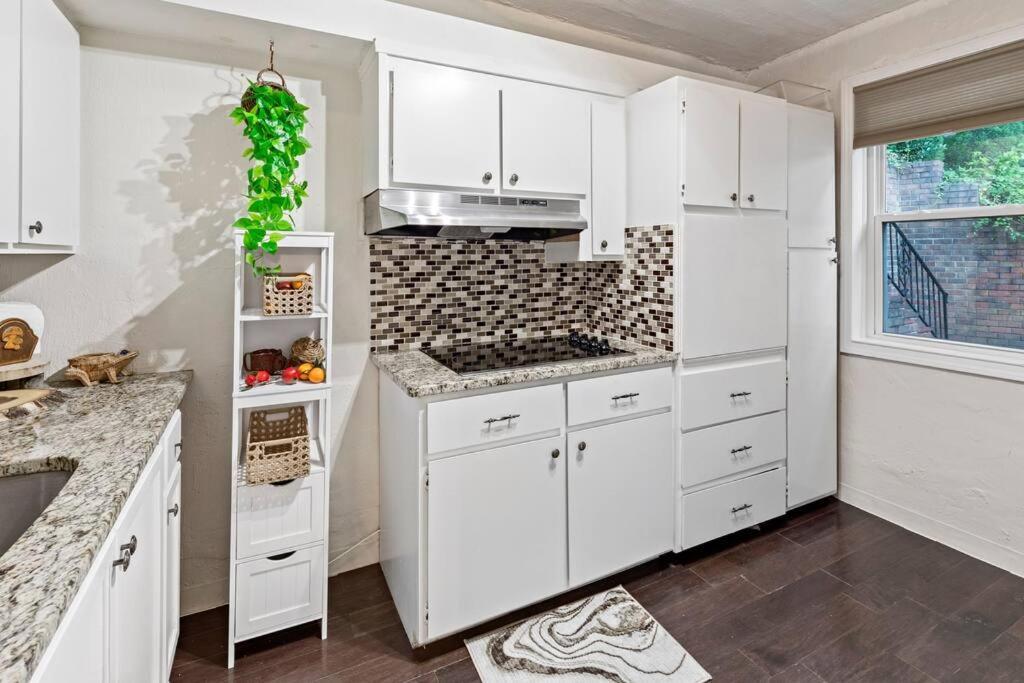 Cozy Buckhead Suite - Great Area, Free Easy Parking, Near Shops And Restaurants Atlanta Esterno foto